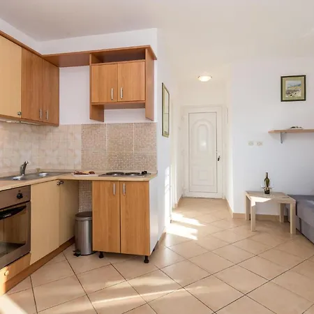 Apartament Beautiful In W/ 1 Bedrooms
