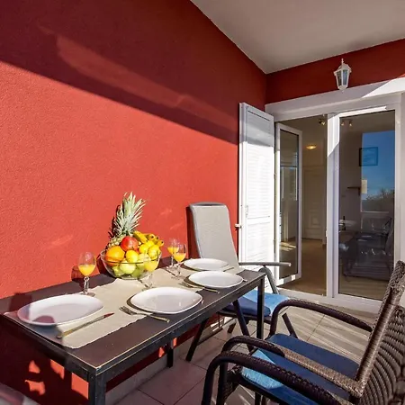 Beautiful In W/ 1 Bedrooms * Mandre