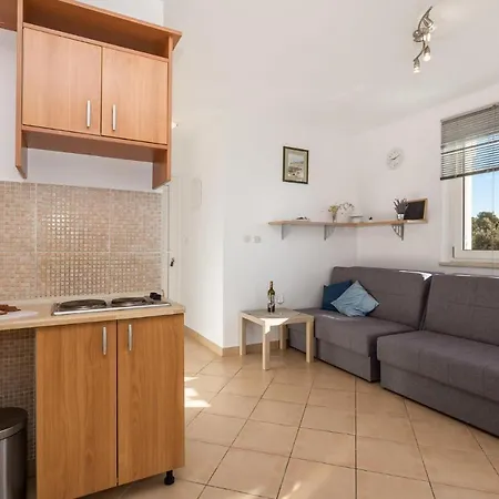 Apartament Beautiful In W/ 1 Bedrooms