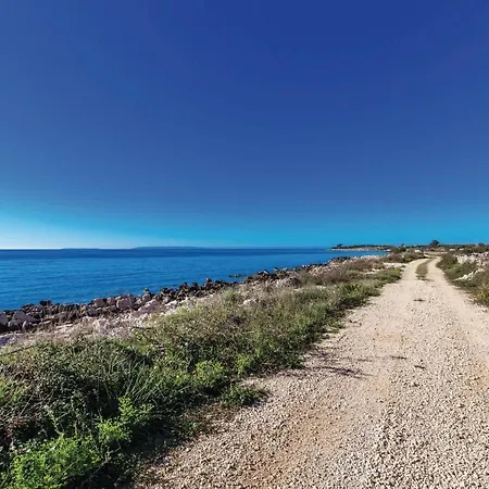 Beautiful In W/ 1 Bedrooms Appartamento Mandre